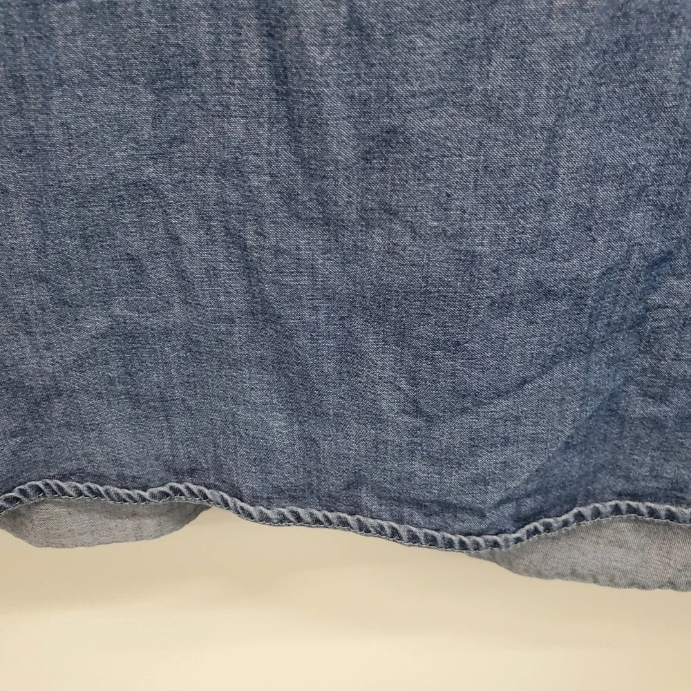 Express Denim Chambray Blouse Floral Embroidered Bell Sleeve Boho Casual M - Picture 10 of 16